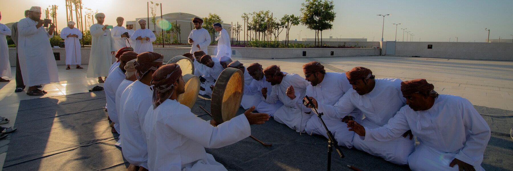 Introducing the historical tourist attractions of Oman, Muscat, Omani folk dances and songs